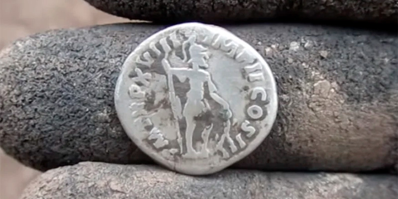Римская серебряная монета